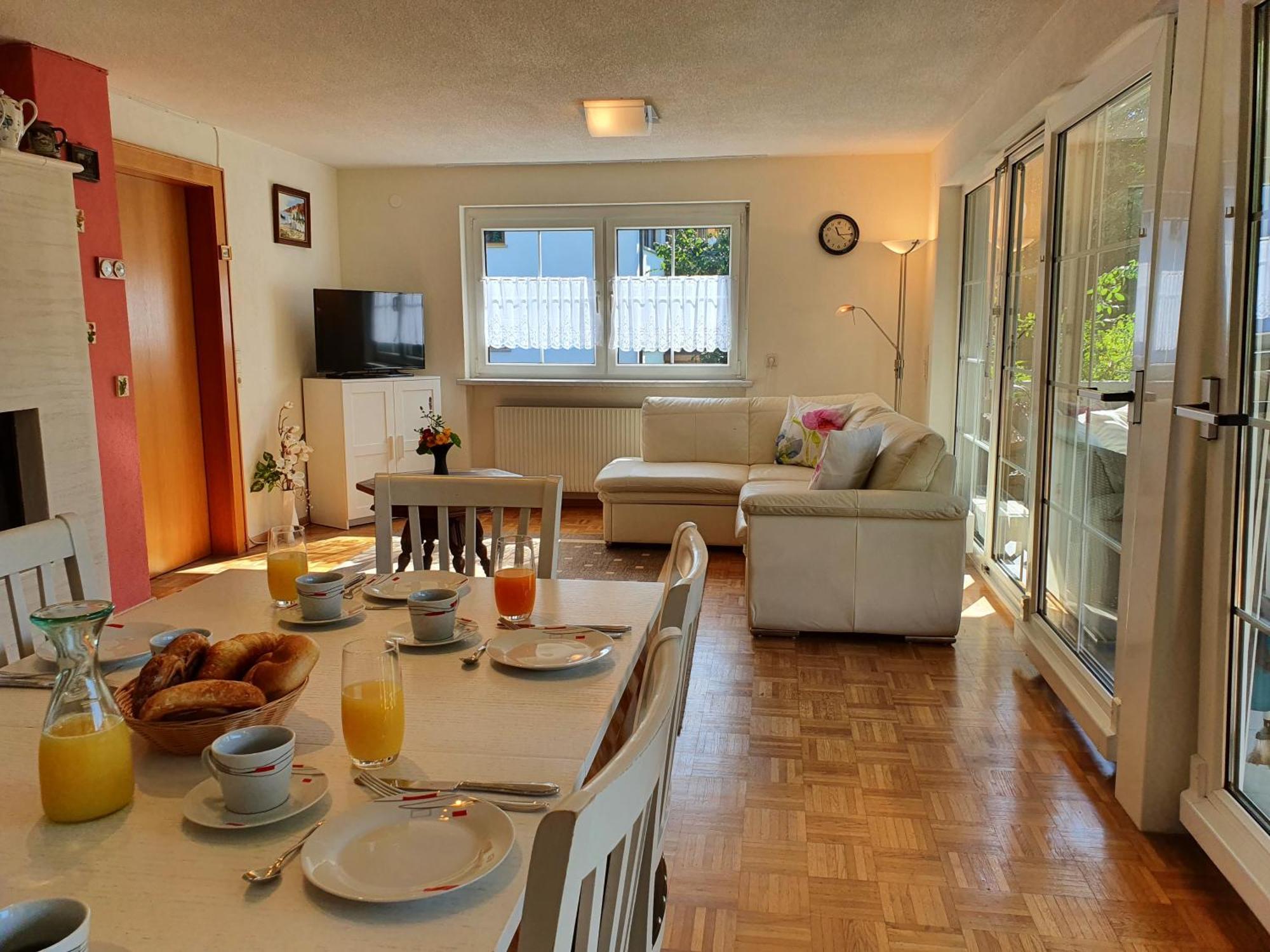 Gardenia-Altach, 2-4 P, Kueche, Garten, Terrasse, Parkplatz, Wifi, Ski Stellplatz Luaran gambar